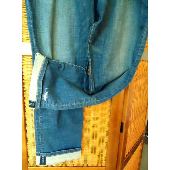 Holding Horses Anthropologie Destressed Boyfriend Cropped Jeans Size 30 - Picture 5 of 11